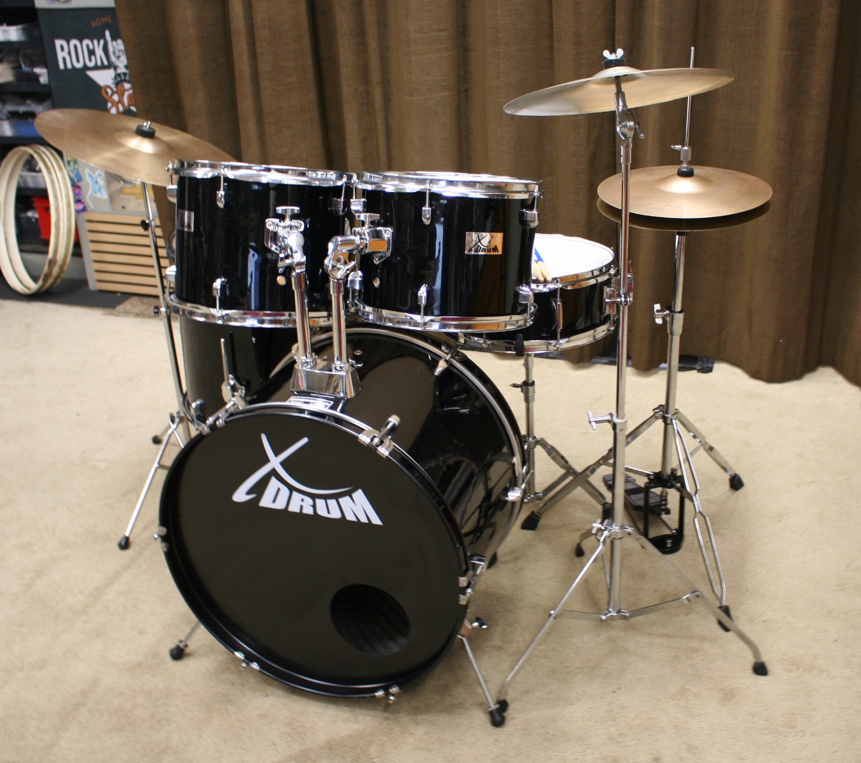 Xdrum zwart beginners drumstel 22/12/13/16/14sn bekkenset