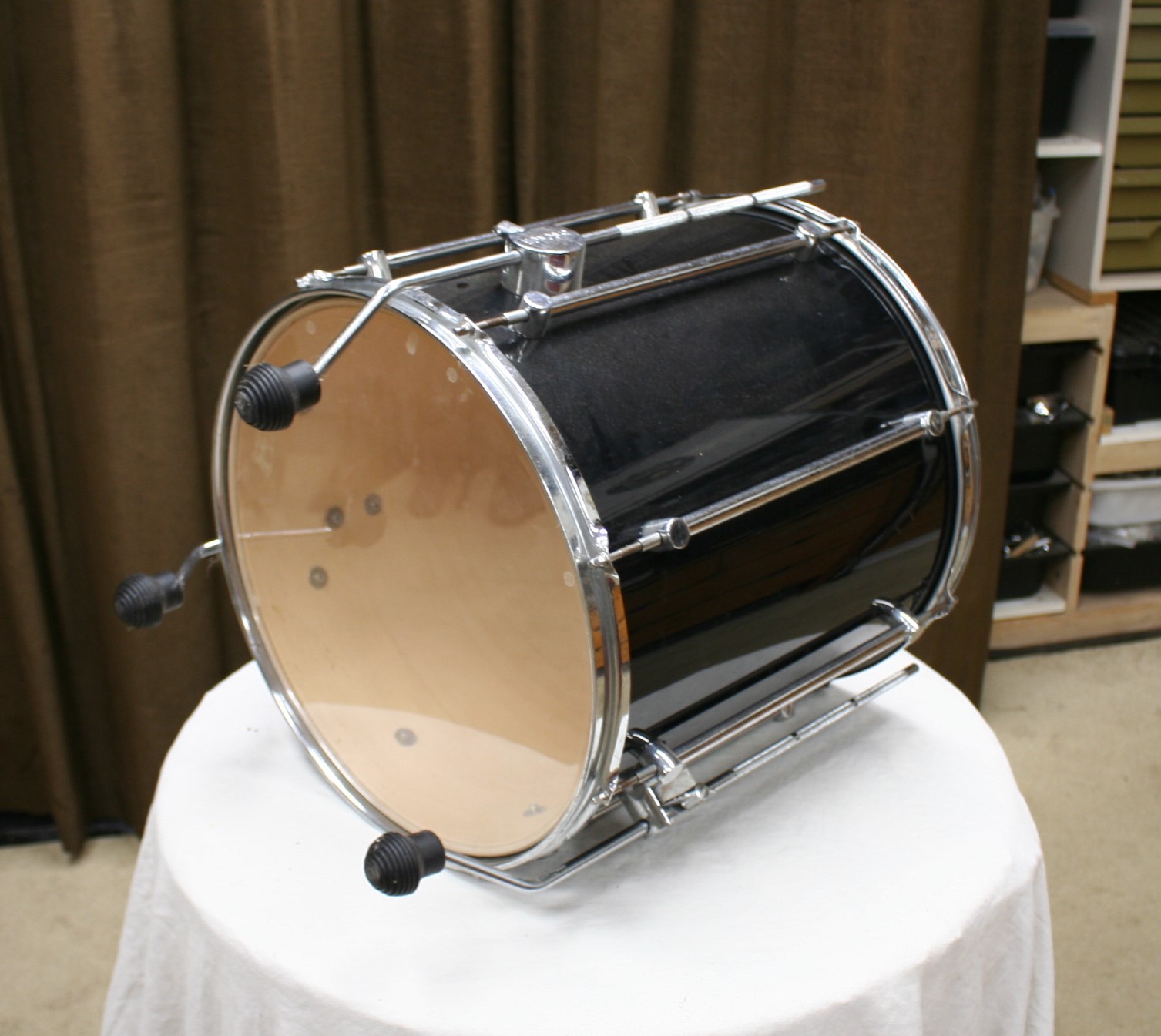 tom 903 sonor force 2001 zwart 16 x 16