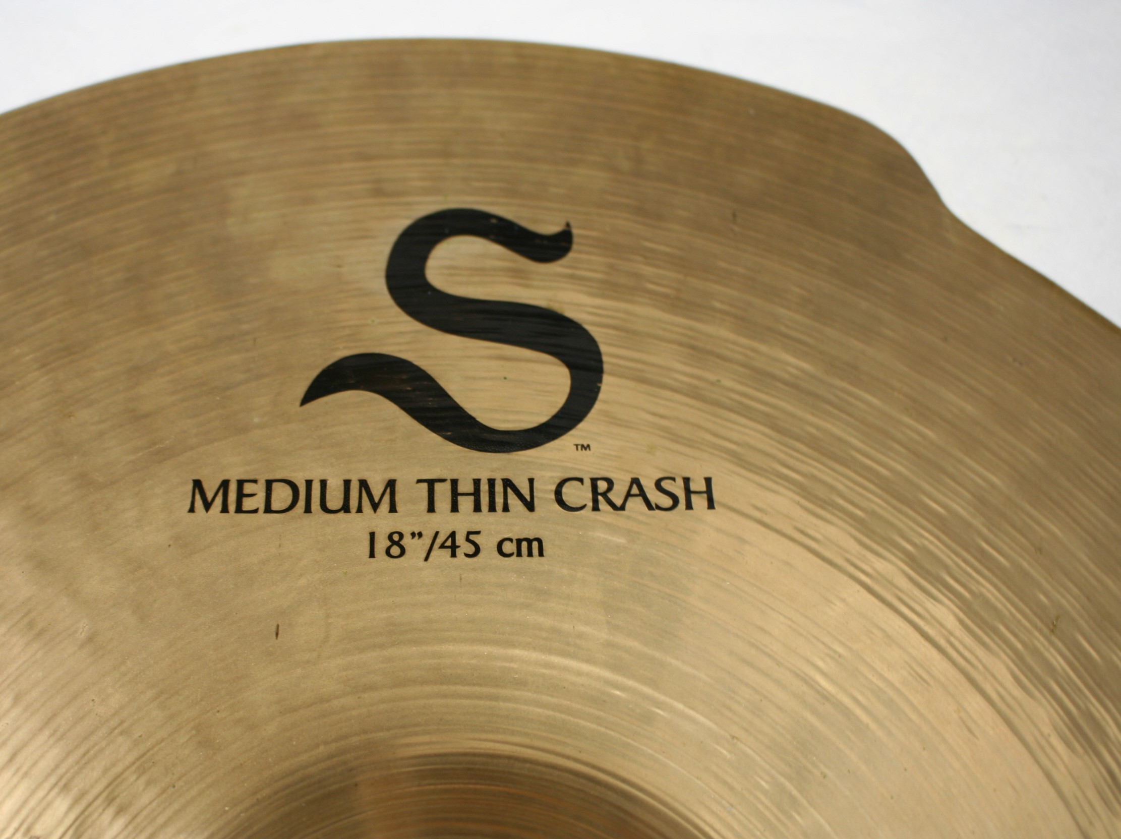 zildjian S 18 medium thin crash 1425 crashed