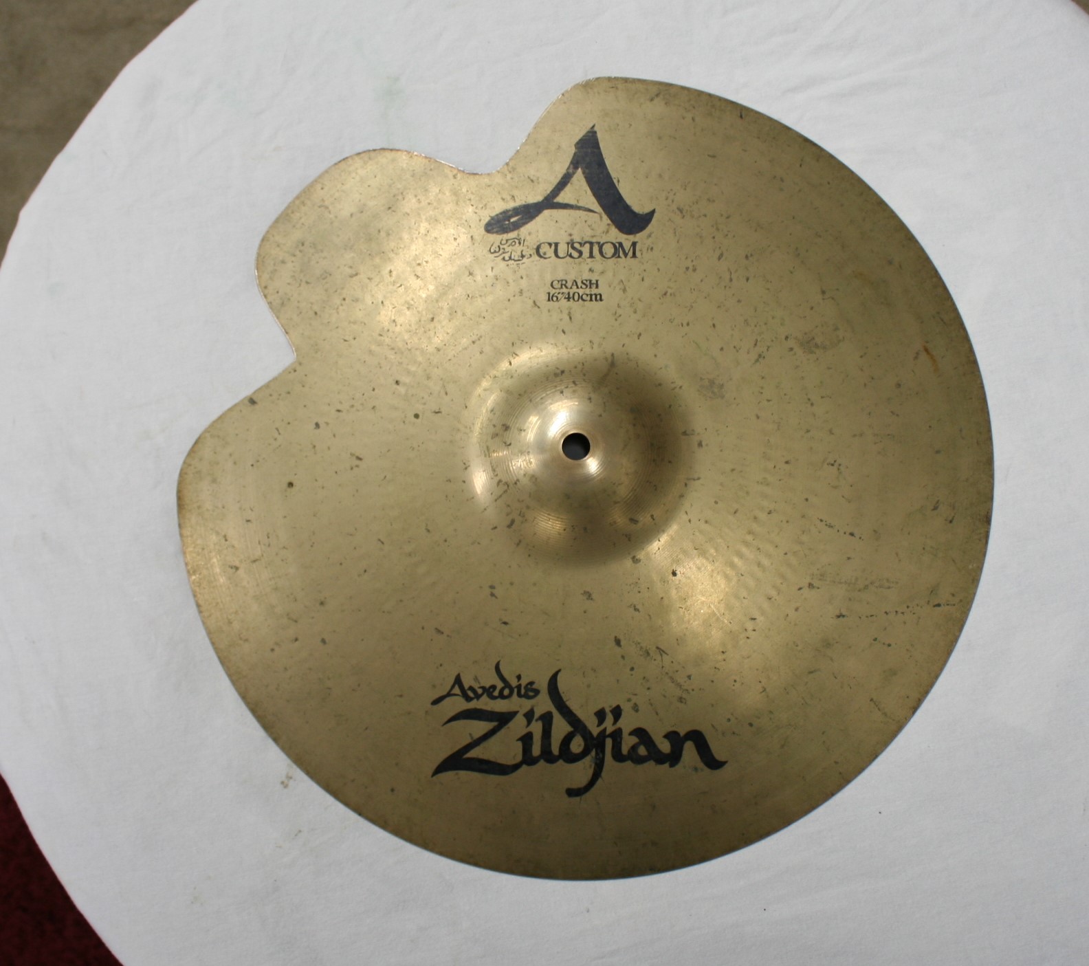 zildjian A custom 16 crash 1026