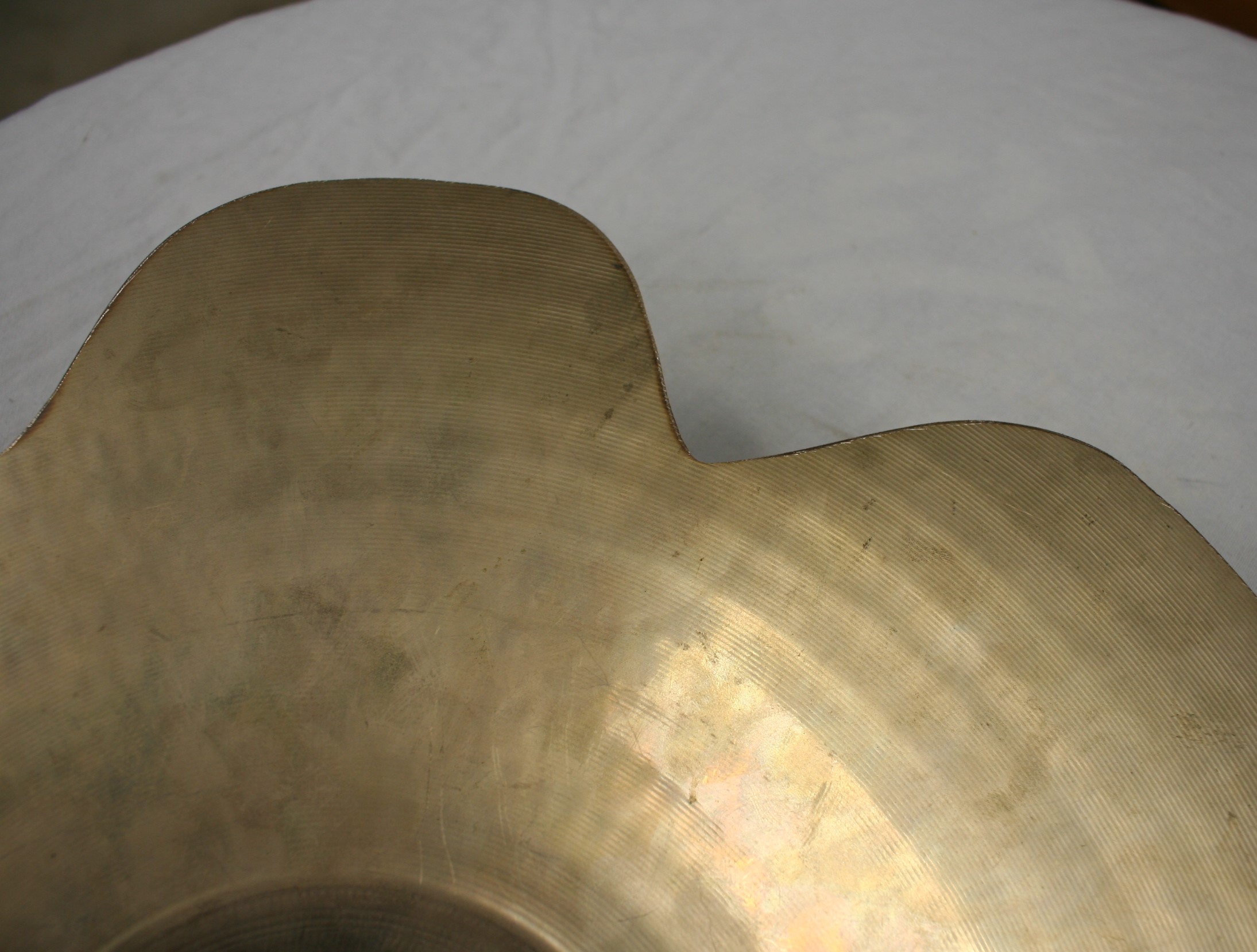 zildjian A custom 16 crash 1026