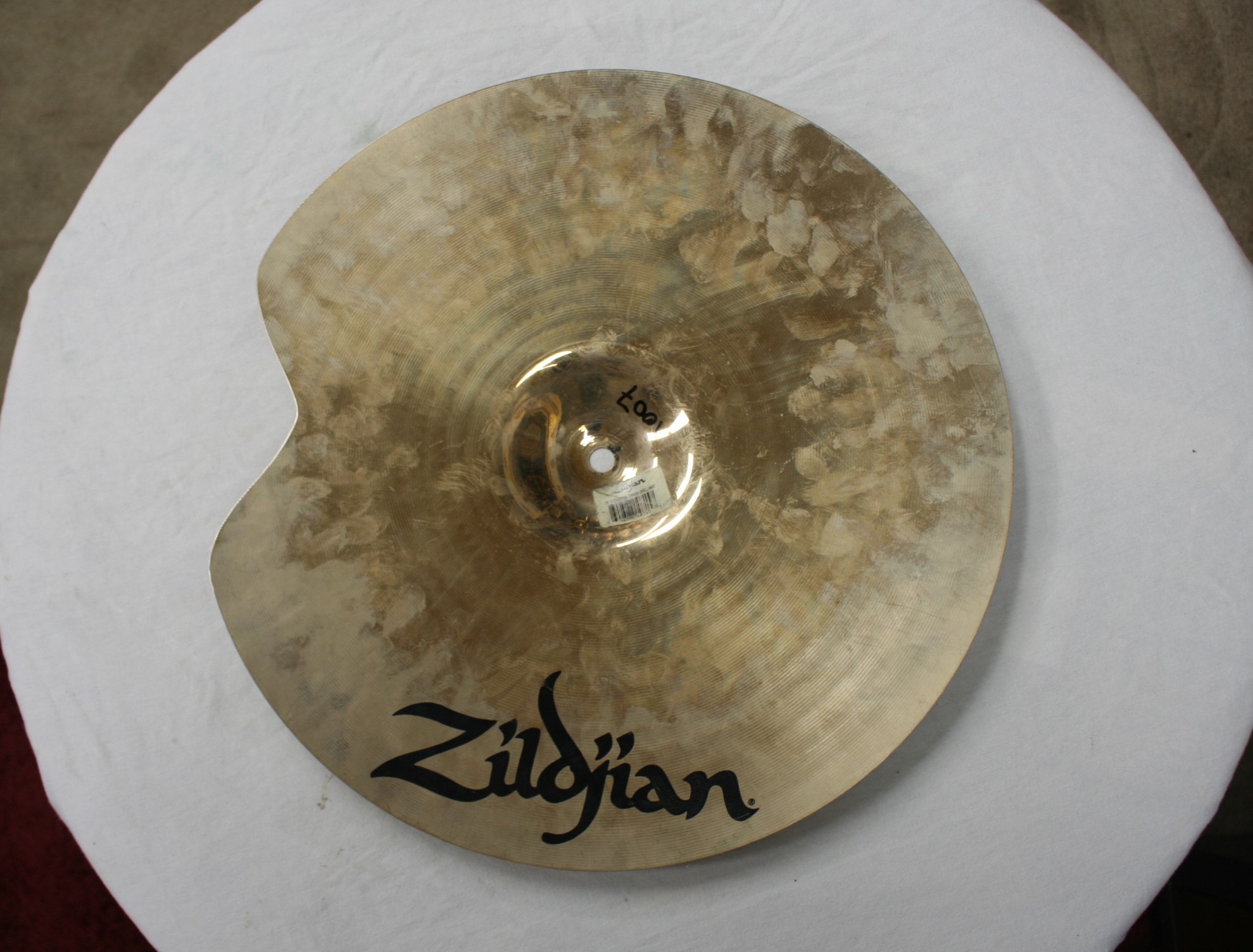 zildjian a custom 16 crash 1007 crashed