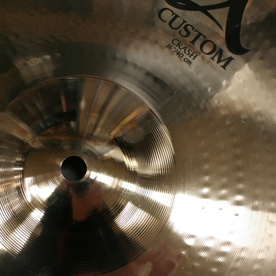 zildjian A custom 16 crash 1007