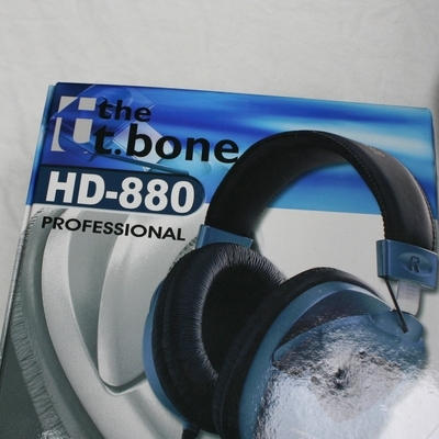 the t.bone HD880 koptelefoon