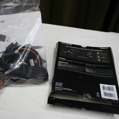 roland UM-ONE usb midi interface kabel