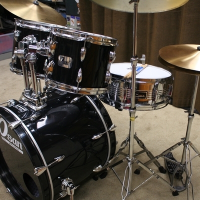 osan zwart beginners drumstel 20/10/12/14/14/sn bekkenset