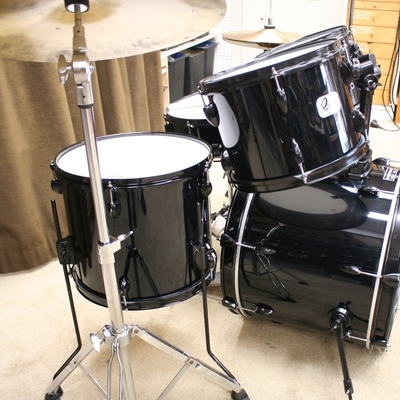 osan beginners drumstel zwart 20/10/12/14/14sn bekkenset