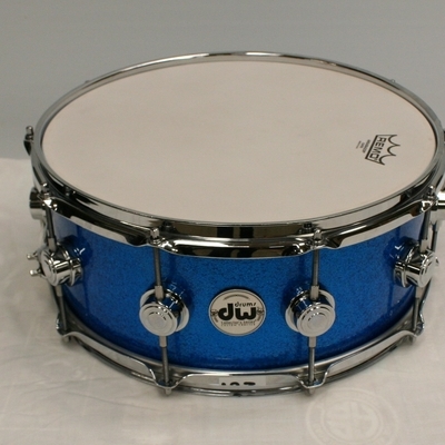 snare 123 DW collectors maple VLT blue sparkle 14 x 6