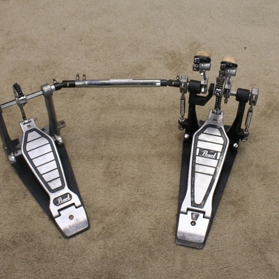 pearl P100TW dubbelbase pedalen