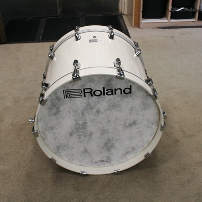 roland bassdrum pearl white 22 inch KD-22-PW