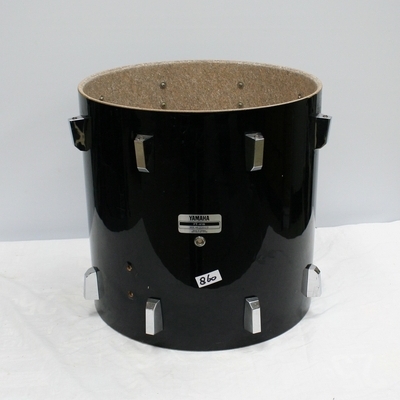 tom 860 yamaha 16 x 16 zwart