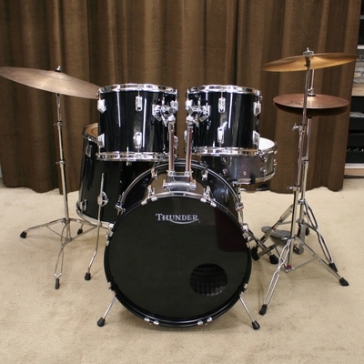 thunder zwart beginners drumstel 22/12/13/16/14sn bekkenset
