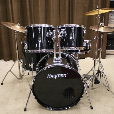 hayman beginners drumstel zwart 22/12/13/16/14sn bekken set