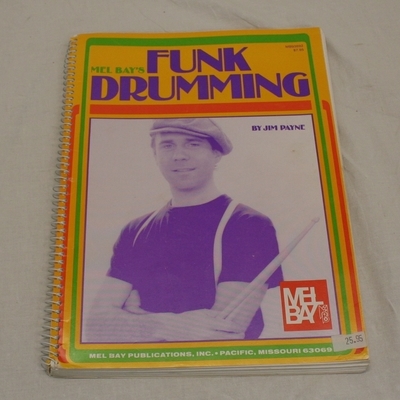 muziekboek 4 funk drumming mel bay's