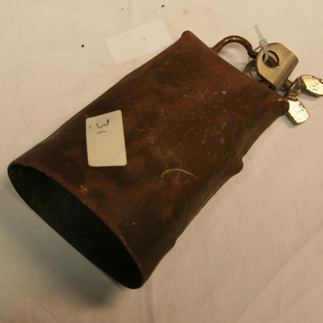 Cowbell 31 vintage roestkleur 13,5 cm